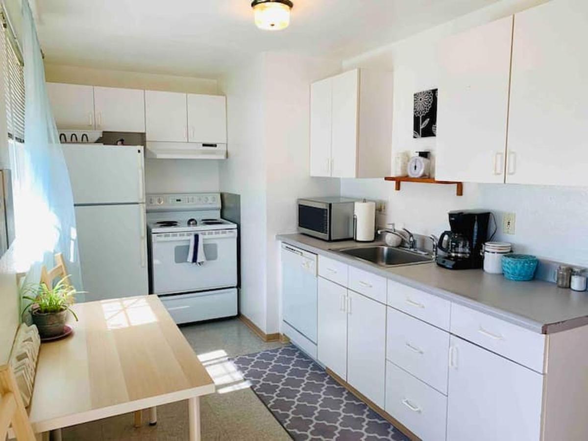 Unique, Convenient, Centrally Located Apartment Кент Экстерьер фото