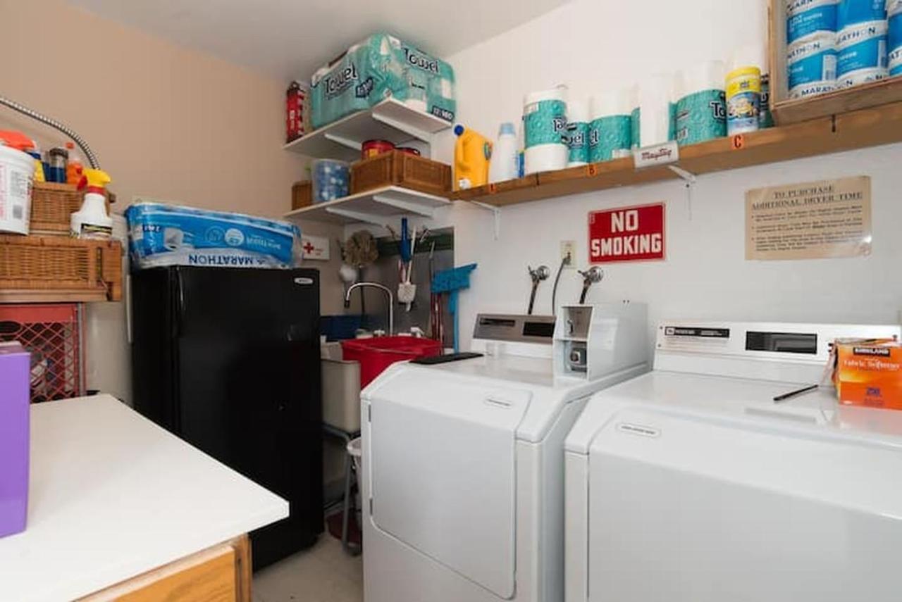 Unique, Convenient, Centrally Located Apartment Кент Экстерьер фото