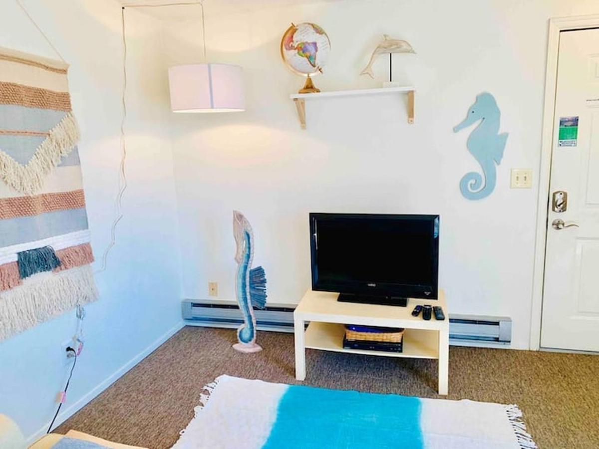 Unique, Convenient, Centrally Located Apartment Кент Экстерьер фото